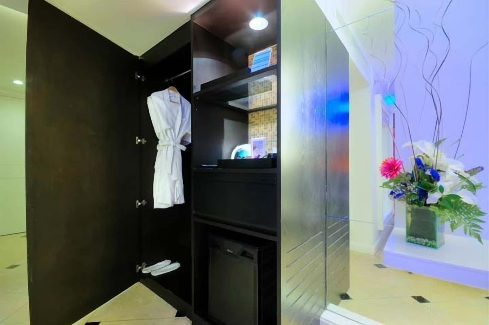Aspira Skyy Sukhumvit 1 Bangkok Exterior foto