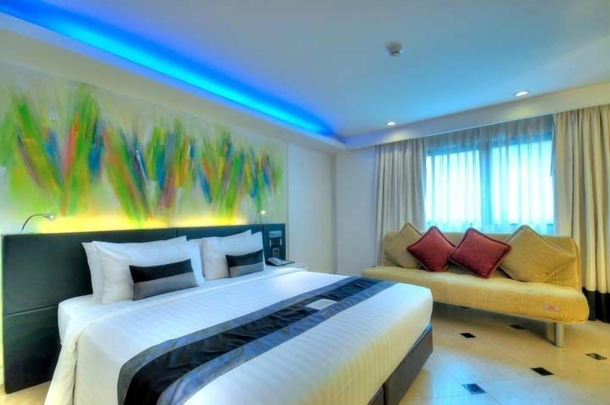 Aspira Skyy Sukhumvit 1 Bangkok Exterior foto